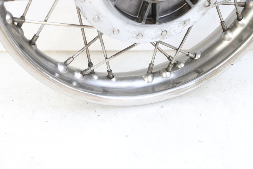 photo de JANTE ARRIERE APRILIA CLASSIC 125 (1995 - 2001) - Marquages et références