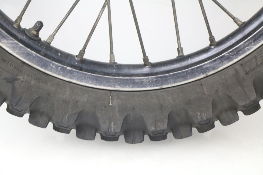 photo de JANTE ARRIERE HONDA CR 125 (2000 - 2001) - Points de fixation