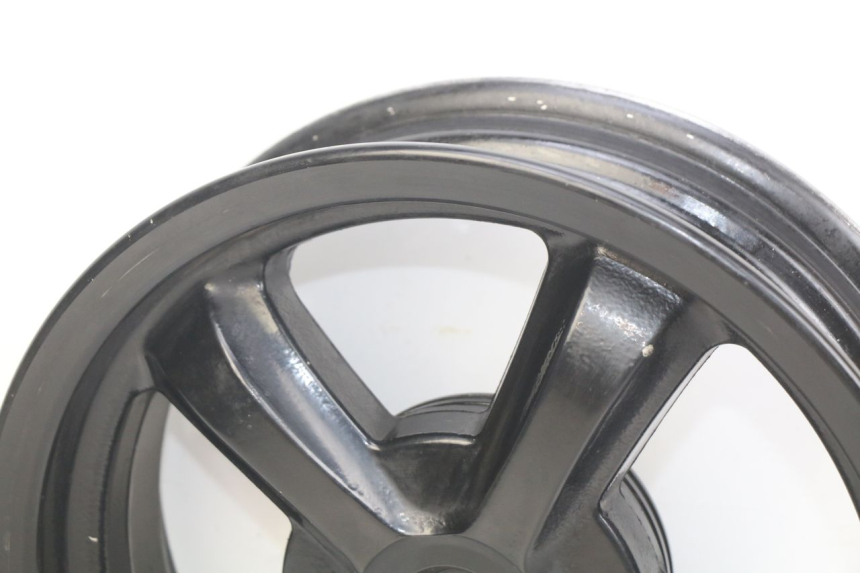 photo de JANTE ARRIERE SYM CROX 4T 50 (2016 - 2023) - Points de fixation