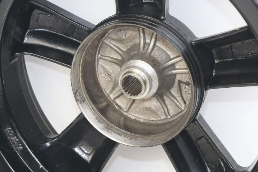 photo de JANTE ARRIERE SYM CROX 4T 50 (2016 - 2023) - Autre angle de vue