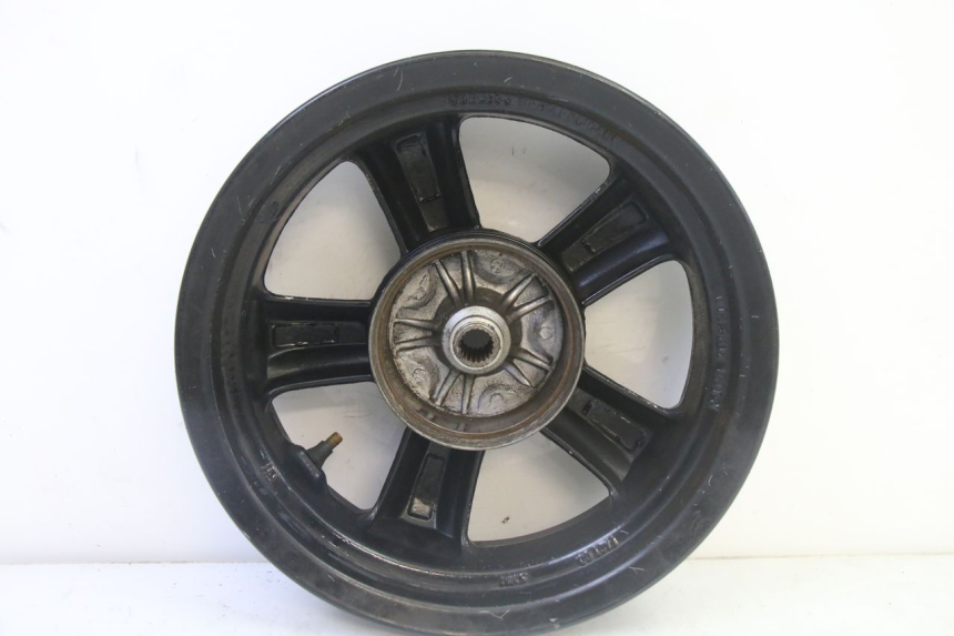 photo de JANTE ARRIERE SYM CROX 4T 50 (2016 - 2023) - Points de fixation