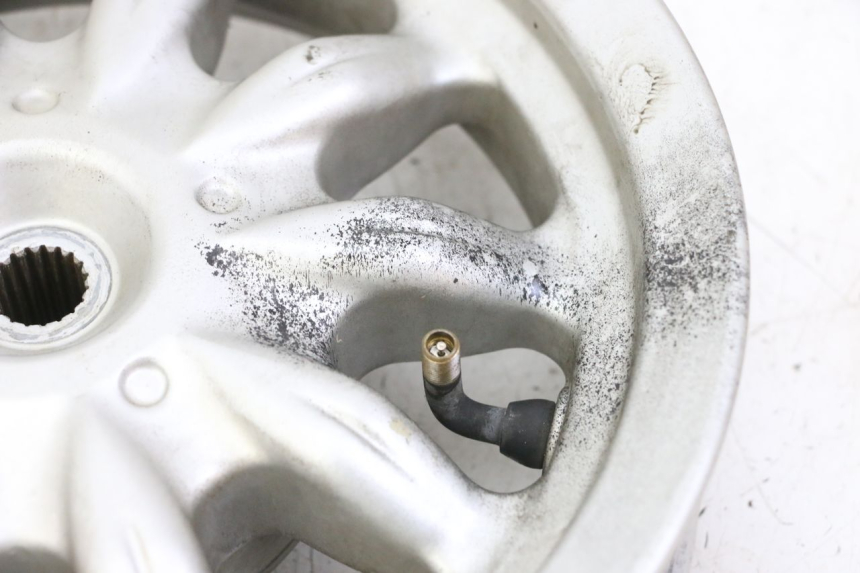 photo de JANTE ARRIERE DAELIM BESBI 125 (2007 - 2008) - Photo complémentaire