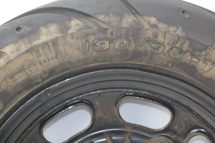 photo de JANTE ARRIERE SYM DD 50 (2005 - 2011) - Gros plan technique