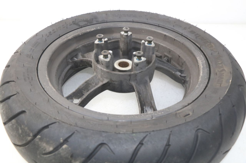 photo de JANTE ARRIERE KYMCO DINK STREET 125 (2009 - 2014) - Zoom état d’usage