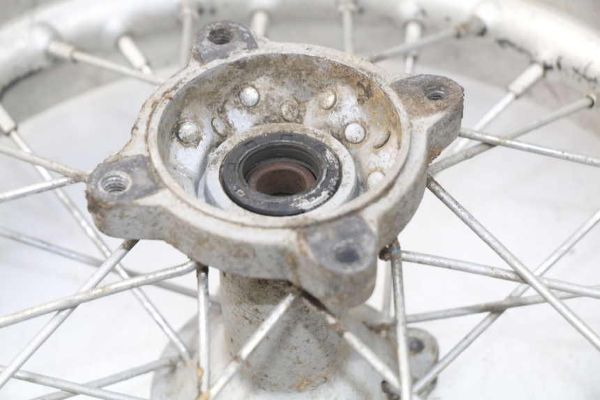 photo de JANTE ARRIERE CRZ DIRTBIKE 140 - Zoom état d’usage