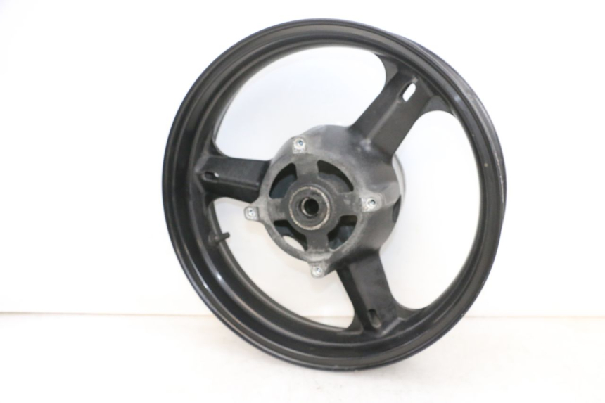 photo de JANTE ARRIERE SUZUKI DL V STROM 1000 (2002 - 2007) - Détails caractéristiques