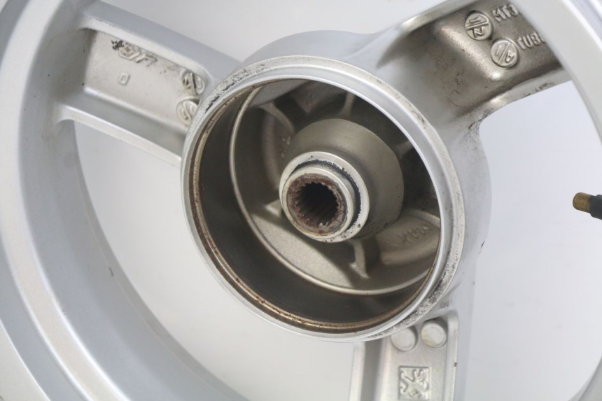 photo de JANTE ARRIERE PEUGEOT E-VIVACITY 1 (2012 - 2018) - Autre angle de vue