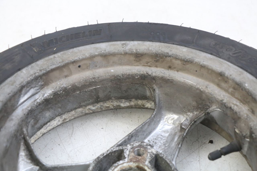 photo de JANTE ARRIERE PEUGEOT ELYSEO 125 (1999 - 2004) - Gros plan technique