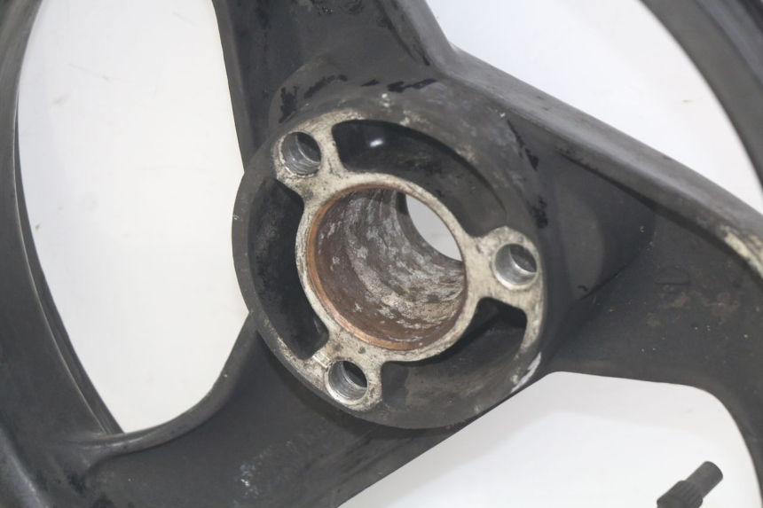 photo de JANTE ARRIERE PEUGEOT ELYSTAR 50 (2002 - 2014) - Gros plan technique