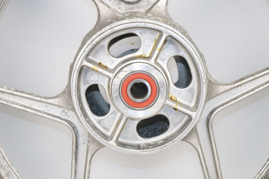 photo de JANTE ARRIERE KAWASAKI ER-6 ER6 F 650 (2006 - 2009) - Zoom composants
