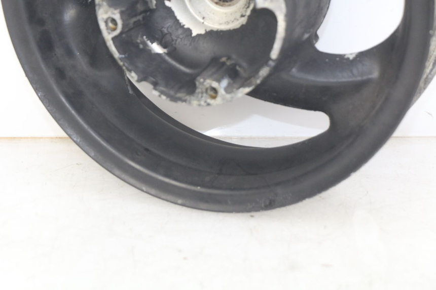 photo de JANTE ARRIERE HONDA FES PANTHEON 125 (2003 - 2007) - Zoom état d’usage