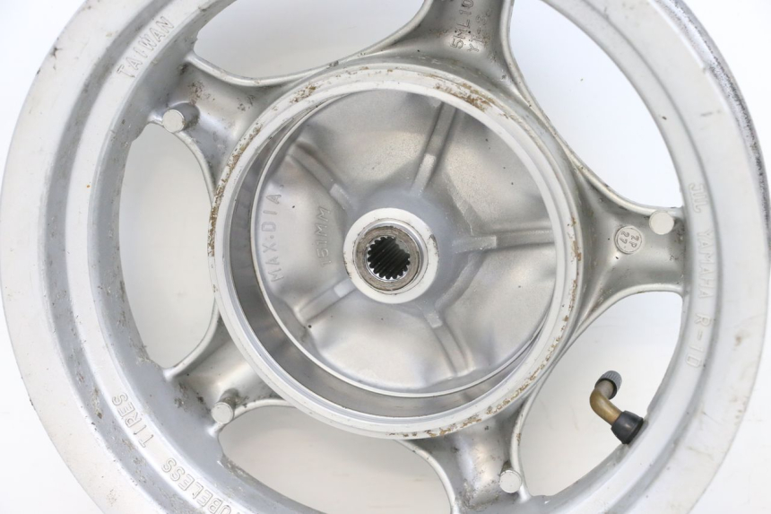 photo de JANTE ARRIERE MBK FLAME X 125 (2007 - 2016) - Zoom état d’usage