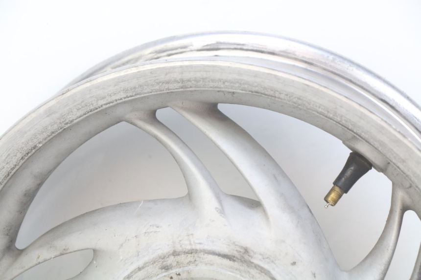 photo de JANTE ARRIERE PIAGGIO FLY 4T 50 (2013 - 2017) - Points de fixation