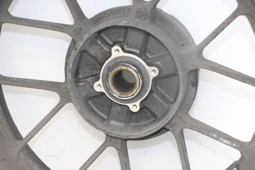 photo de JANTE ARRIERE HONDA FORZA ABS 300 (2013 - 2017) - Points de fixation