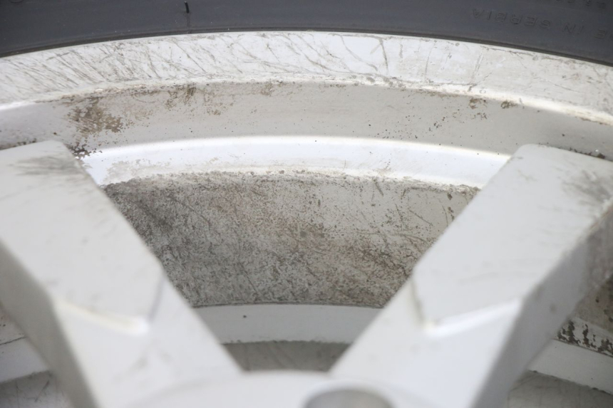 photo de JANTE ARRIERE PEUGEOT GEOPOLIS RS 125 (2007 - 2009) - État de surface