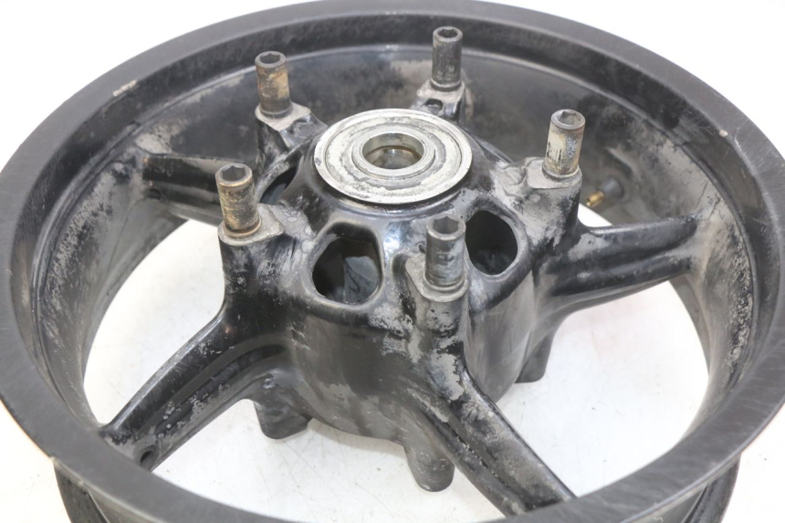 photo de JANTE ARRIERE GILERA GP 800 (2007 - 2013) - Vue rapprochée