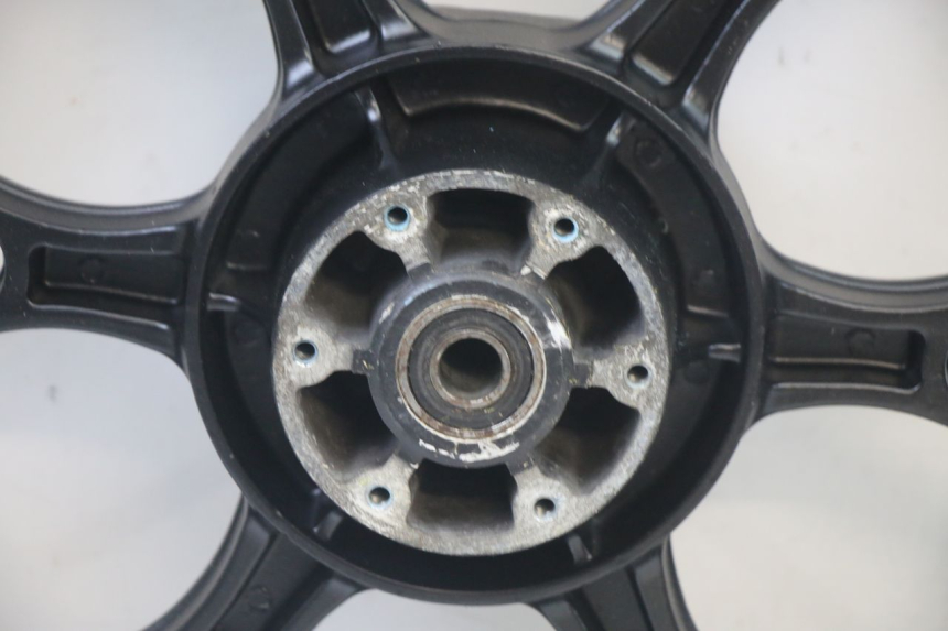 photo de JANTE ARRIERE DERBI GPR 50 (2004 - 2009) - Gros plan technique