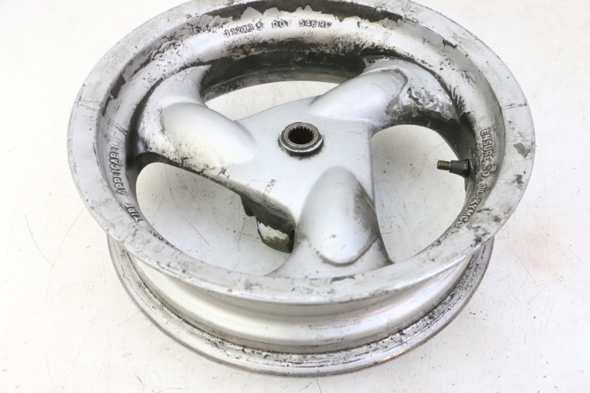 photo de JANTE ARRIERE KYMCO GRAND DINK 125 (2002 - 2007) - Focus structure