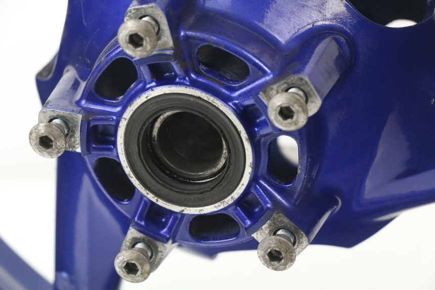 photo de JANTE ARRIERE SUZUKI GSX-R GSXR 600 (2008 - 2010) - Aperçu profil