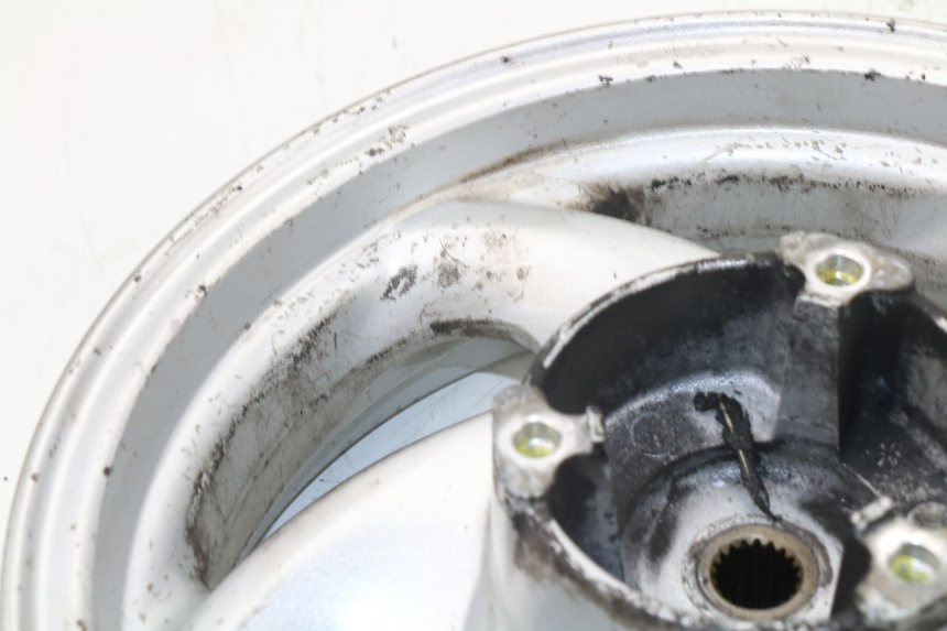 photo de JANTE ARRIERE SYM GTS EVO 125 (2009 - 2013) - Détail de la pièce