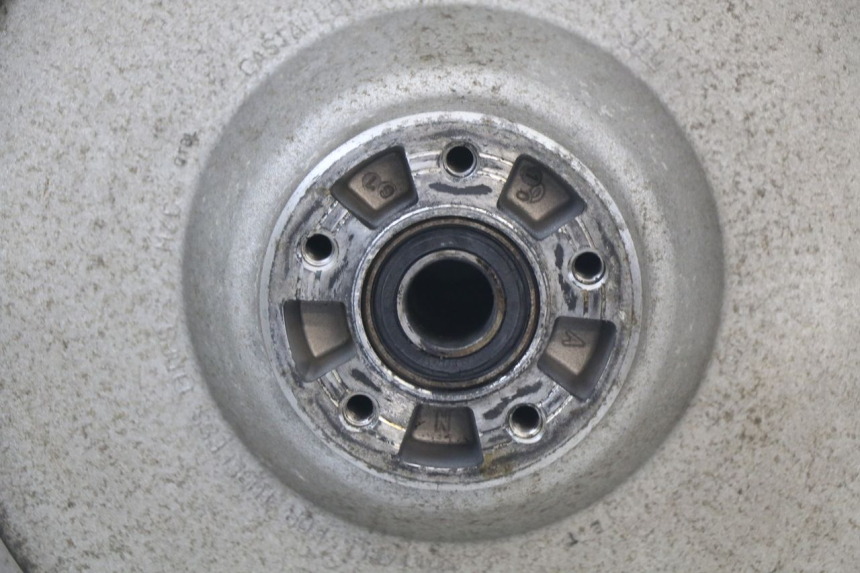 photo de JANTE ARRIERE HARLEY DAVIDSON SPORTSTER XL CUSTOM 883 (1999 - 2006) - Vue rapprochée