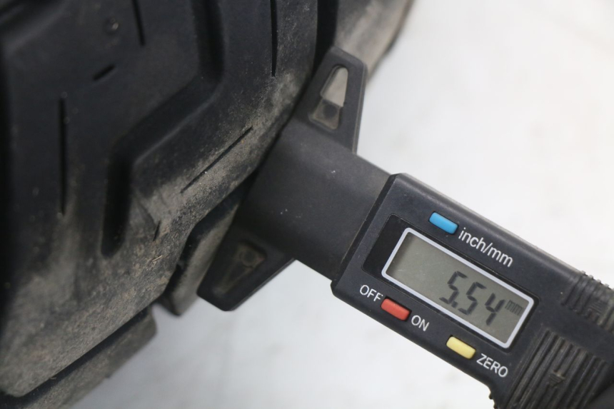 photo de JANTE ARRIERE HARLEY DAVIDSON SPORTSTER XL CUSTOM 883 (1999 - 2006) - Angle alternatif