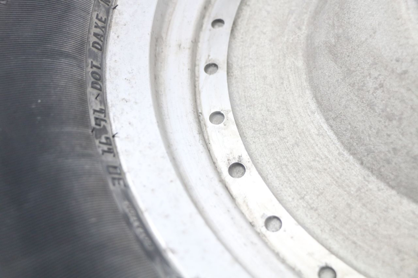 photo de JANTE ARRIERE HARLEY DAVIDSON SPORTSTER XL CUSTOM 883 (1999 - 2006) - Gros plan technique