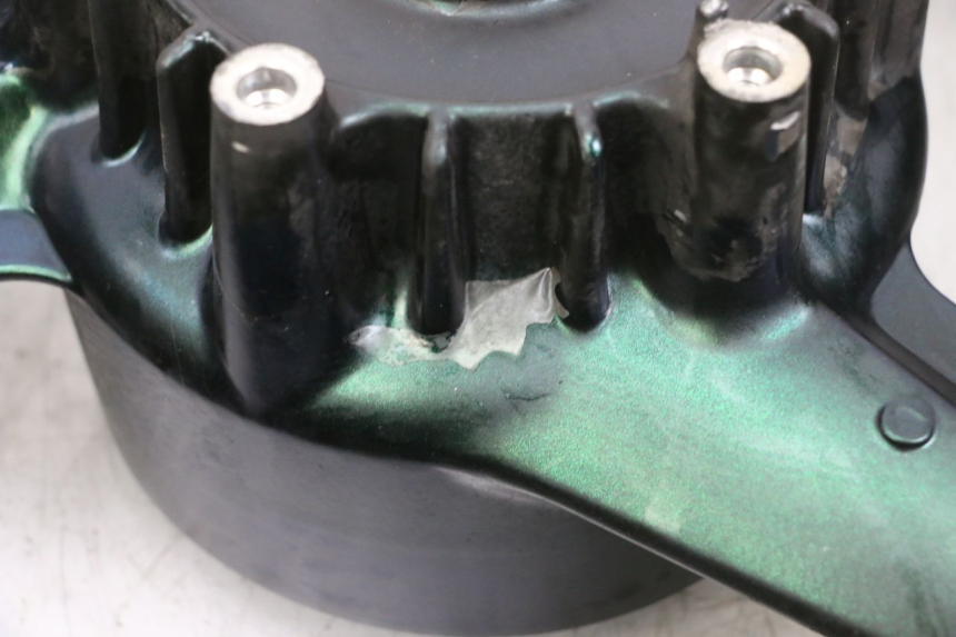 photo de JANTE ARRIERE HONDA CBR F 1000 (1993 - 1996) - Gros plan technique