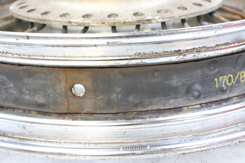 photo de JANTE ARRIERE HONDA VT C2 SHADOW 750 (1997 - 2001) - Angle alternatif