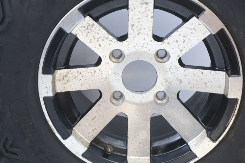 photo de JANTE ARRIERE HYTRACK HY S 4X4 410 (2013 - 2016) - Marquages et références