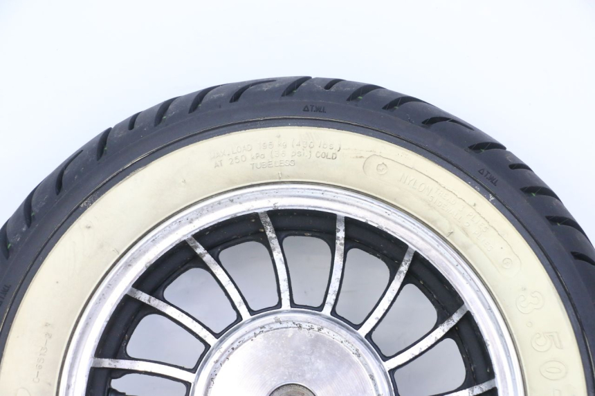 photo de JANTE ARRIERE JM MOTORS VX 125 (2022 - 2025) - Points de fixation