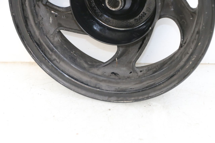 photo de Rear wheel rim SYM JOYRIDE EVO 125 (2009 - 2016) - Autre angle de vue