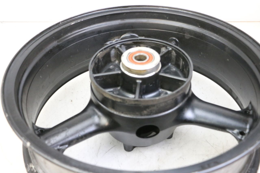 photo de JANTE ARRIERE KAWASAKI ZR7 ZR-7 S 750 (1999 - 2004) - Autre angle de vue
