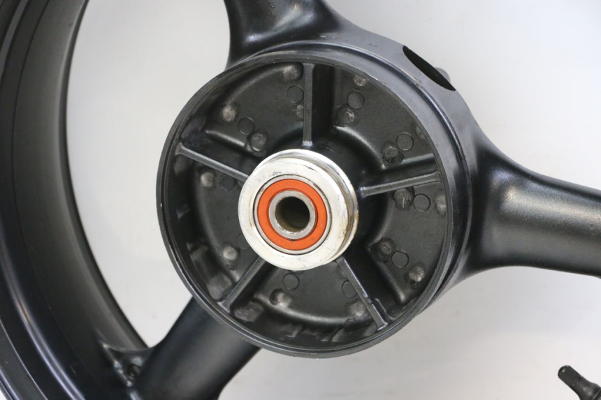 photo de JANTE ARRIERE KAWASAKI ZR7 ZR-7 S 750 (1999 - 2004) - Marquages et références