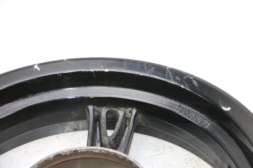 photo de JANTE ARRIERE PEUGEOT KISBEE 2T 50 (2010 - 2017) - Points de fixation