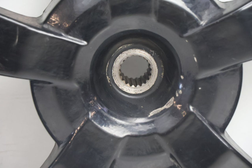photo de JANTE ARRIERE PEUGEOT KISBEE 2T 50 (2010 - 2017) - Autre angle de vue