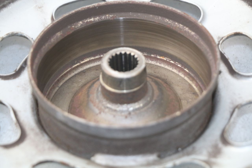 photo de JANTE ARRIERE PEUGEOT KISBEE 4T 50 (2010 - 2017) - Autre angle de vue