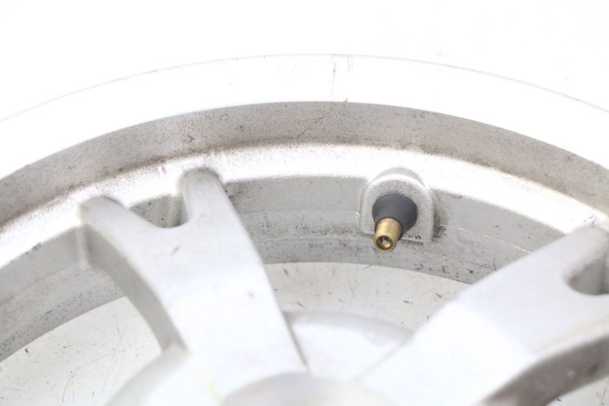 photo de JANTE ARRIERE PEUGEOT KISBEE 4T 50 (2018 - 2022) - Points de fixation