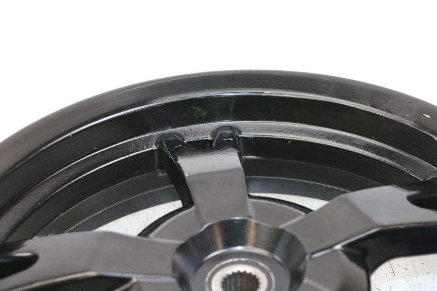 photo de JANTE ARRIERE PEUGEOT KISBEE 4T 50 (2018 - 2022) - Marquages et références