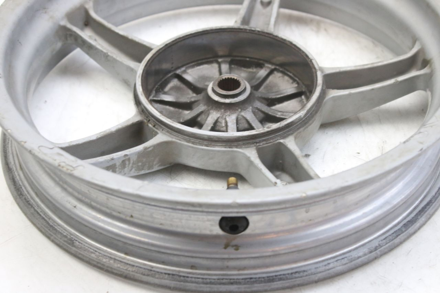 photo de JANTE ARRIERE PIAGGIO LIBERTY 4T 50 (2004 - 2008) - Autre angle de vue