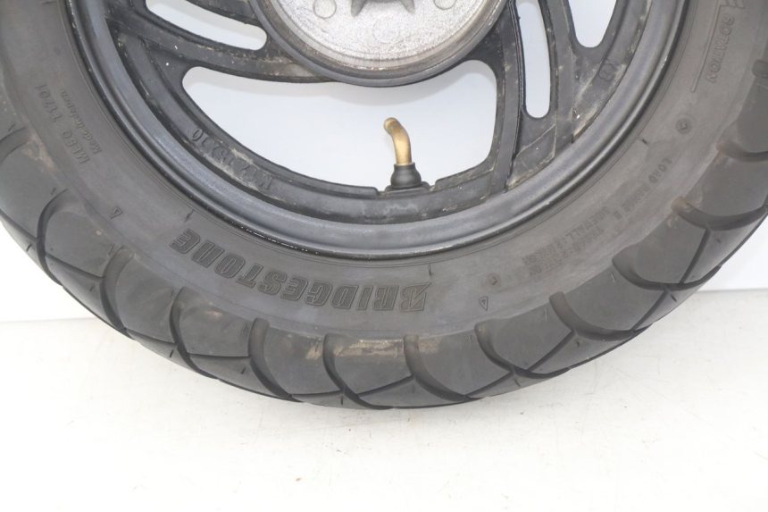 photo de JANTE ARRIERE VENESI LOWIGI RETRO JJ50QT-3 50 (2020 - 2022) - Points de fixation