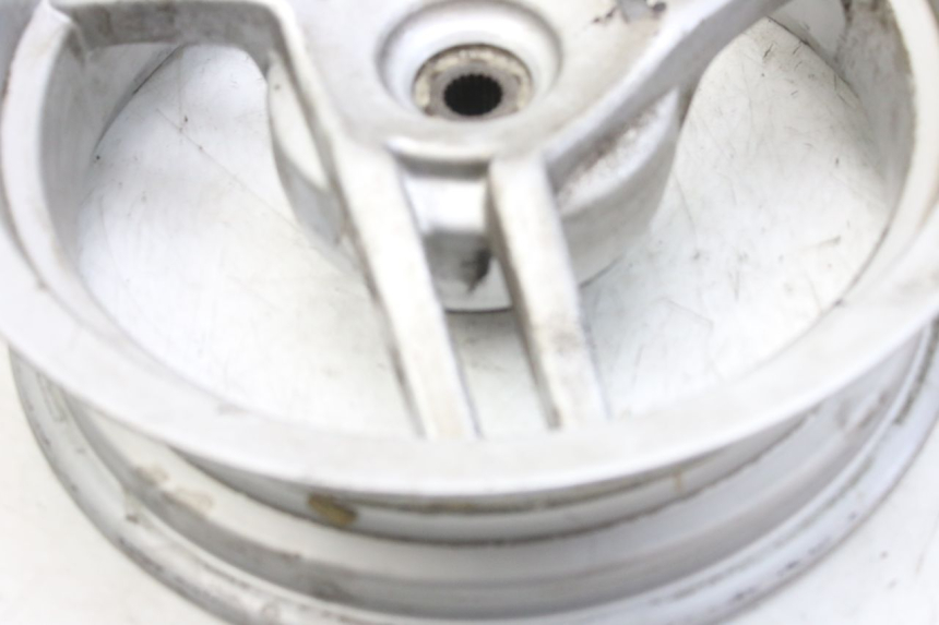 photo de JANTE ARRIERE PEUGEOT LUDIX 50 (2008 - 2017) - Points de fixation