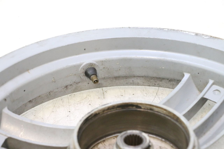 photo de JANTE ARRIERE PEUGEOT LUDIX 50 (2005 - 2007) - Inspection visuelle