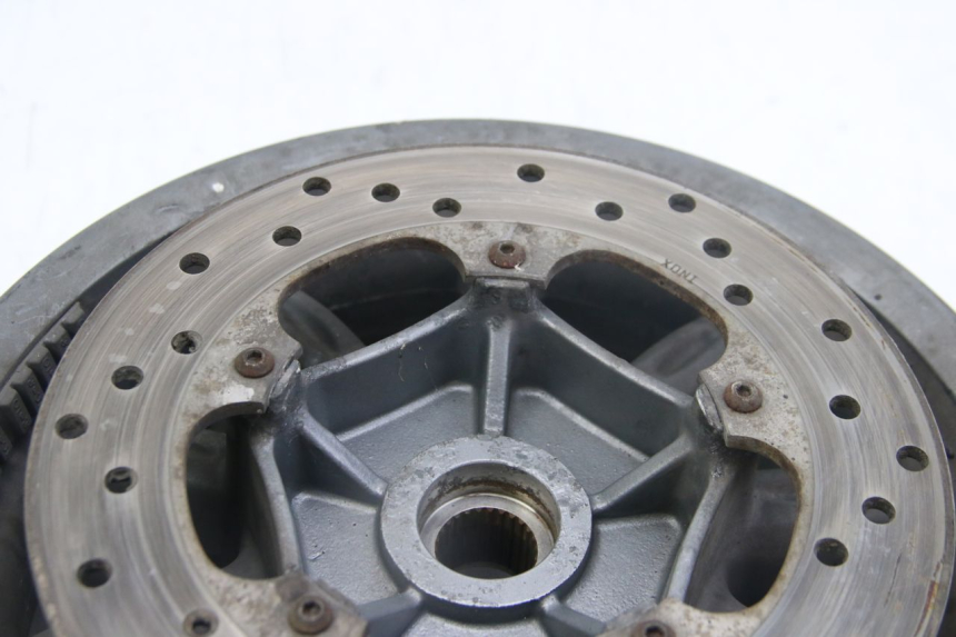 photo de JANTE ARRIERE PIAGGIO MP3 125 (2006 - 2014) - Focus structure