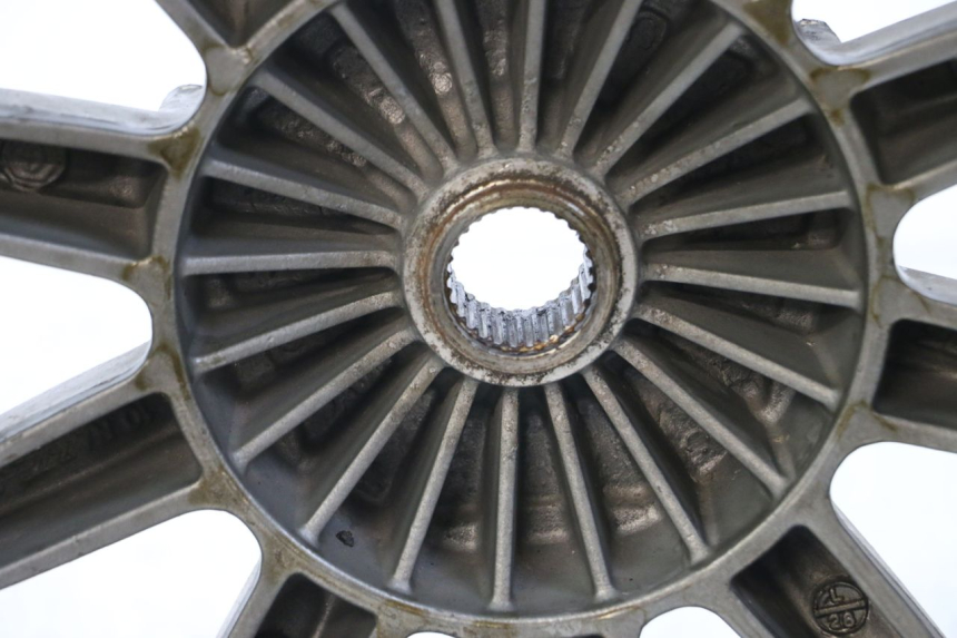 photo de JANTE ARRIERE PIAGGIO MP3 125 (2006 - 2014) - Marquages et références