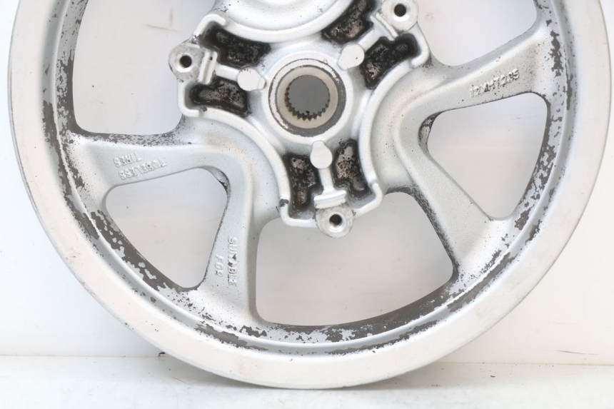 photo de JANTE ARRIERE MBK MW TRYPTIK 125 (2014 - 2016) - Zoom état d’usage