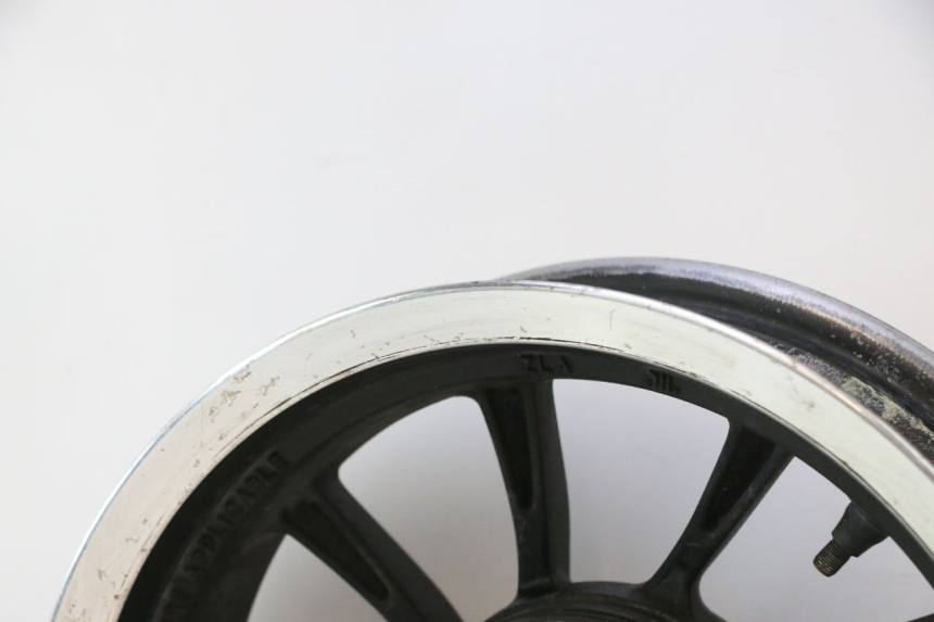 photo de JANTE ARRIERE KYMCO LIKE 4T 50 (2019 - 2025) - Zoom état d’usage