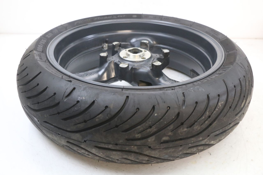 photo de JANTE ARRIERE MOTO GUZZI NORGE 8V GT 1200 (2011 - 2016) - Détail de la pièce