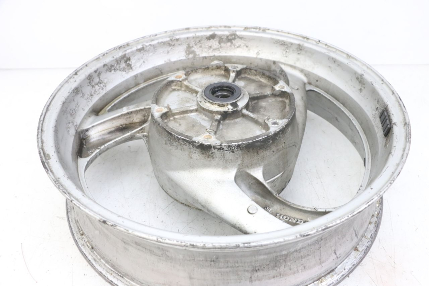 photo de JANTE ARRIERE HONDA NTV DEAUVILLE 650 (1998 - 2001) - Zoom composants