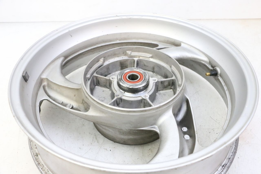 photo de JANTE ARRIERE HONDA NTV DEAUVILLE 650 (2001 - 2006) - Détail de la pièce